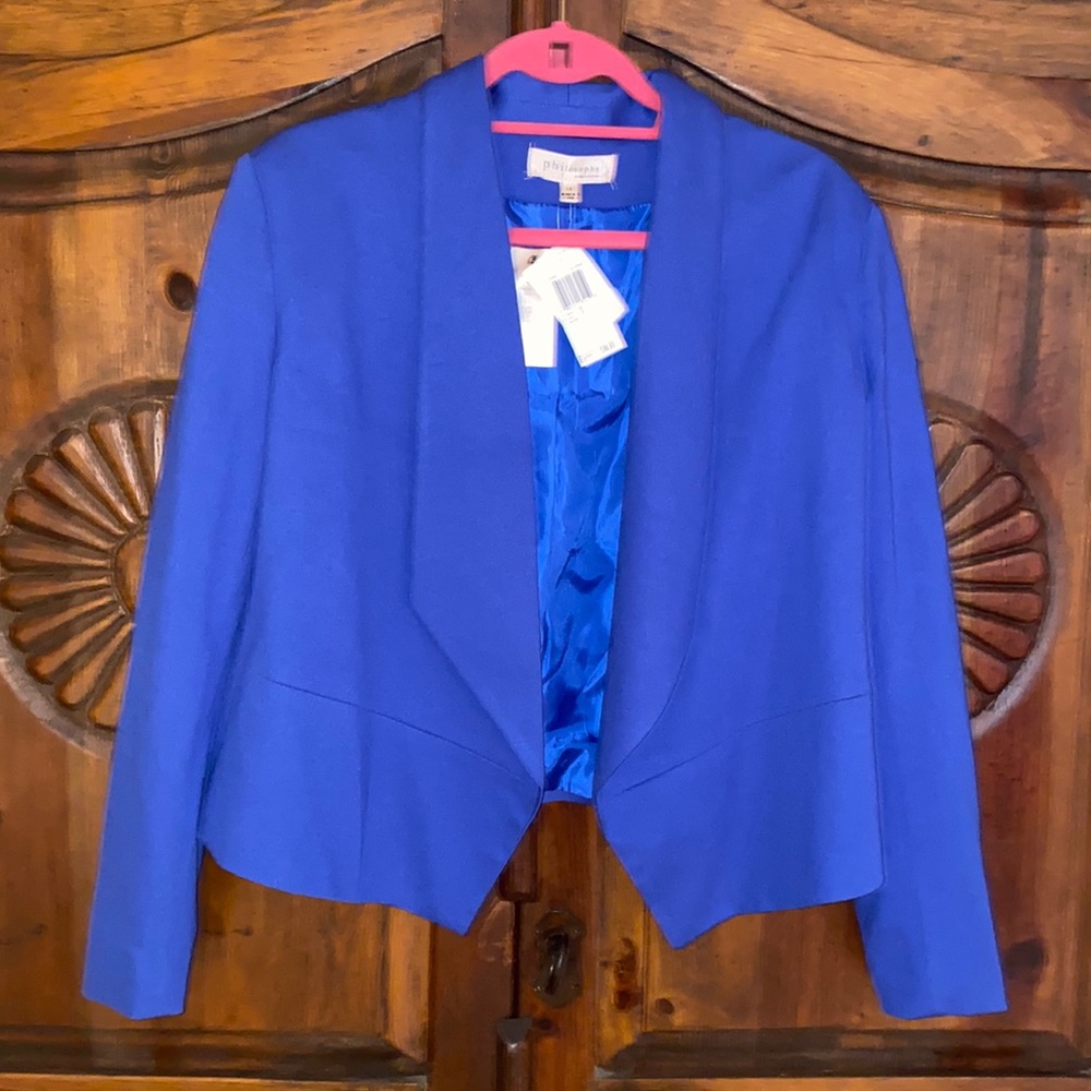 Philosophy business casual blue bolero blazer. Beautiful cornflower blue